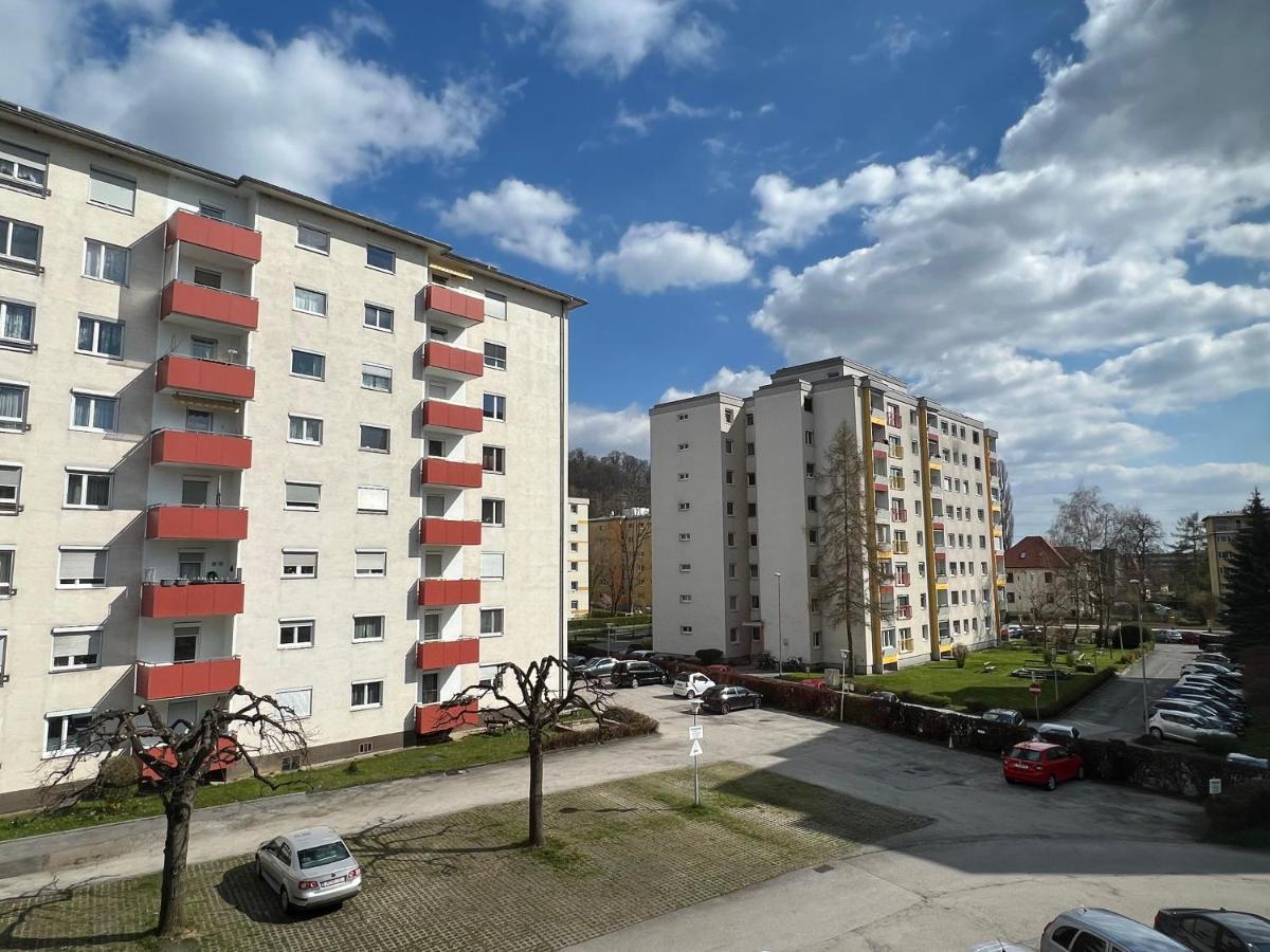 Friendly Space Apartment Graz Luaran gambar